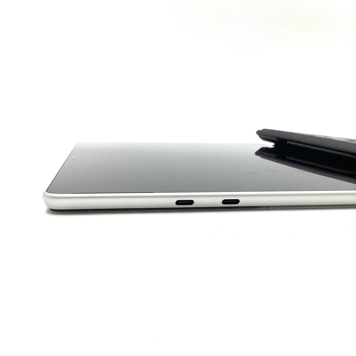 【全額返金保証】【最速発送】Microsoft Surface Pro 9 2038 intel core i7-1255U 16GB M.2 SSD 256GB 88.8% 美品 動作確認済