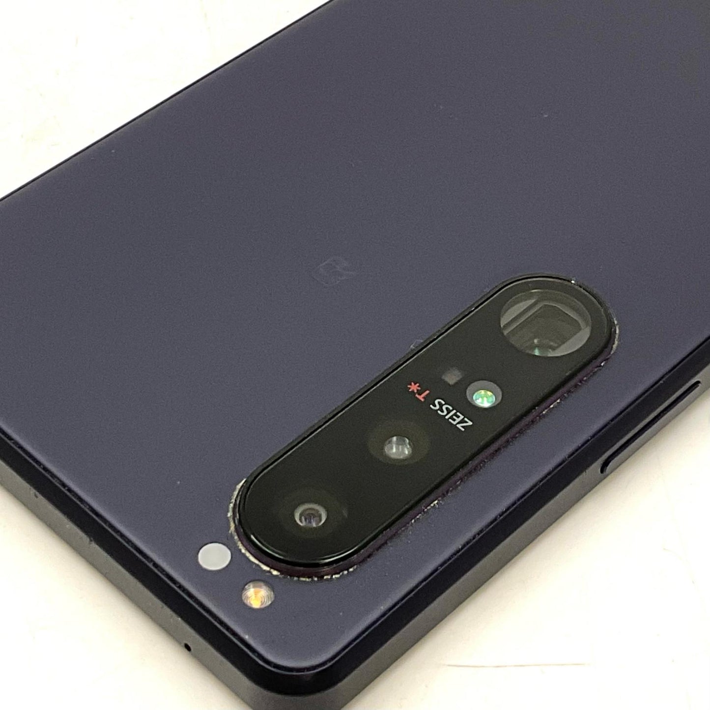 【全額返金保証】【最速発送】Sony Xperia 1 III 256GB フロストブラック docomo SO-51B 白ロム 動作確認済