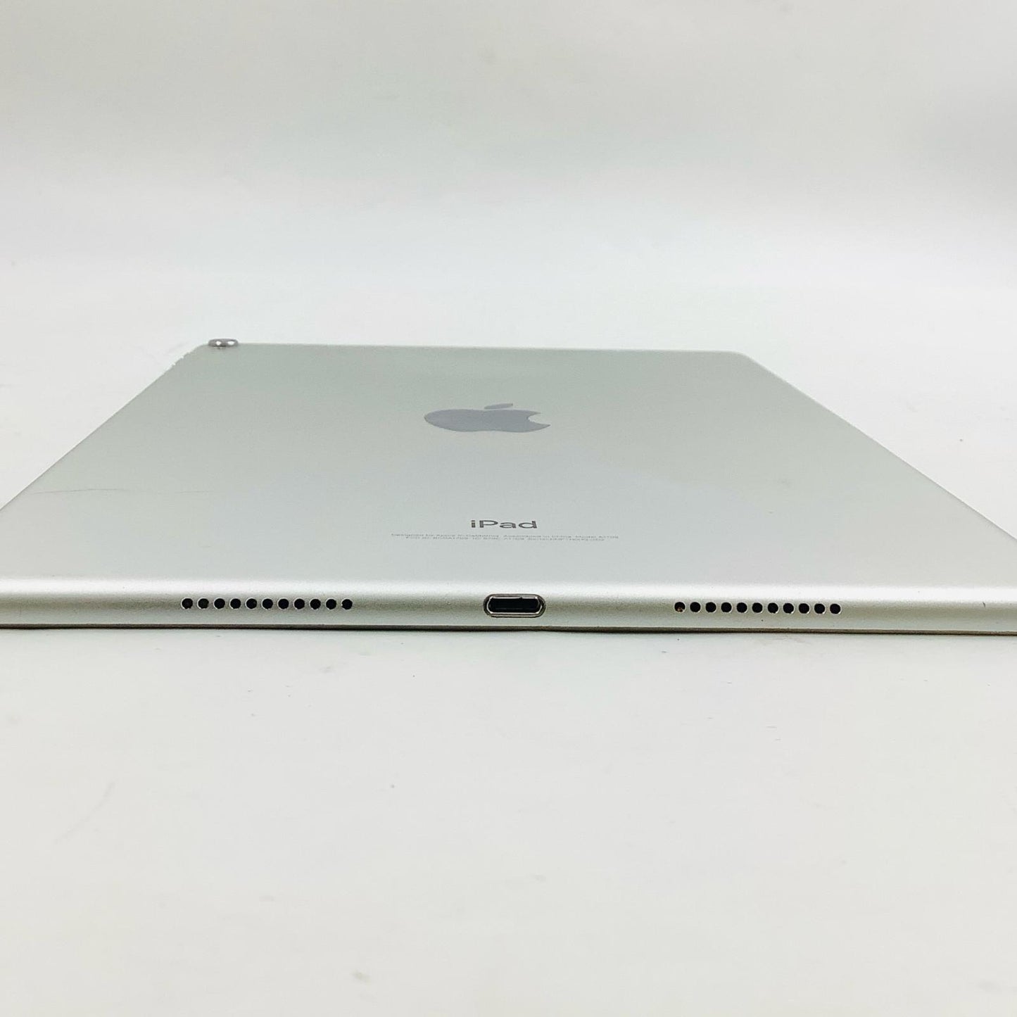 【全額返金保証】【最速発送】Apple iPad Pro 10.5インチ 64GB シルバー WiFi+Cellular au 白ロム 動作確認済