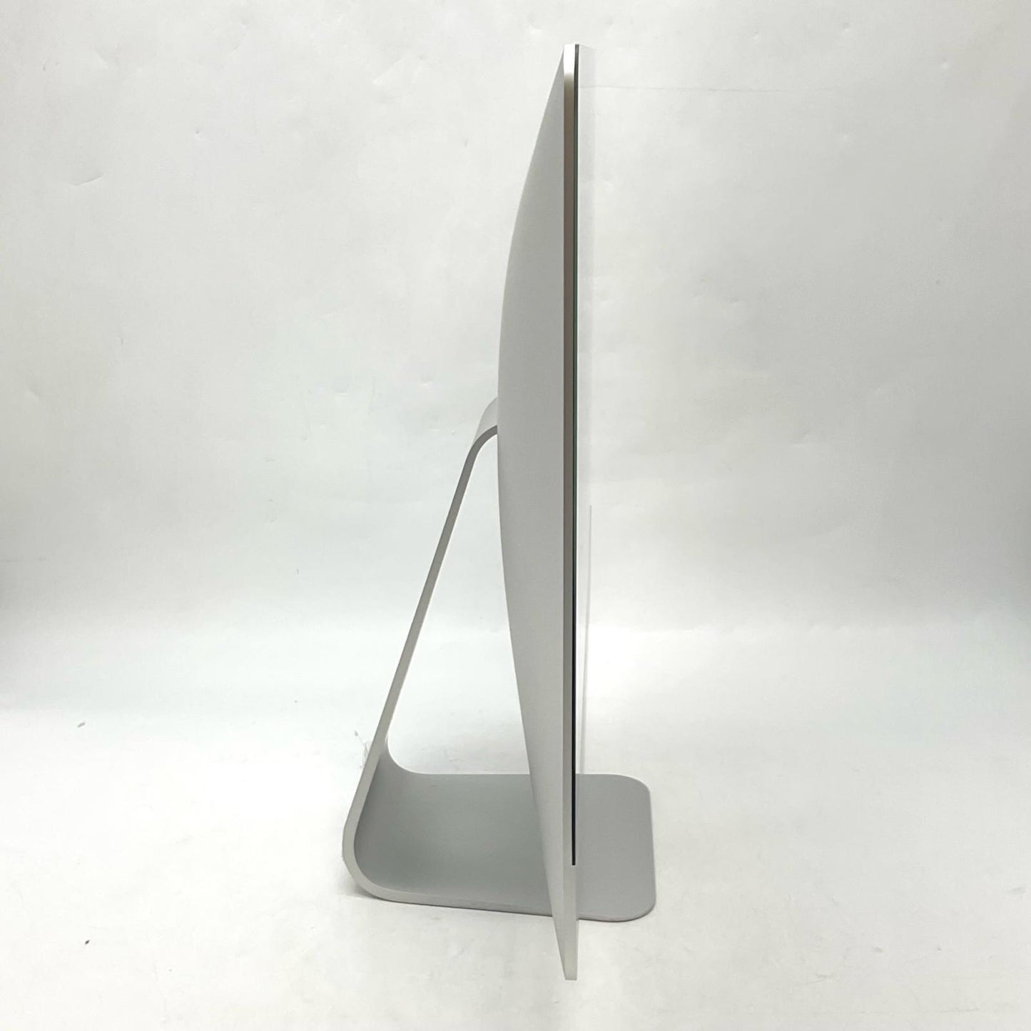 【全額返金保証】【最速発送】Apple iMac 21.5インチ 3 GHz 6コアIntel Core i5 16GB SSD 512GB シルバー 美品 動作確認済