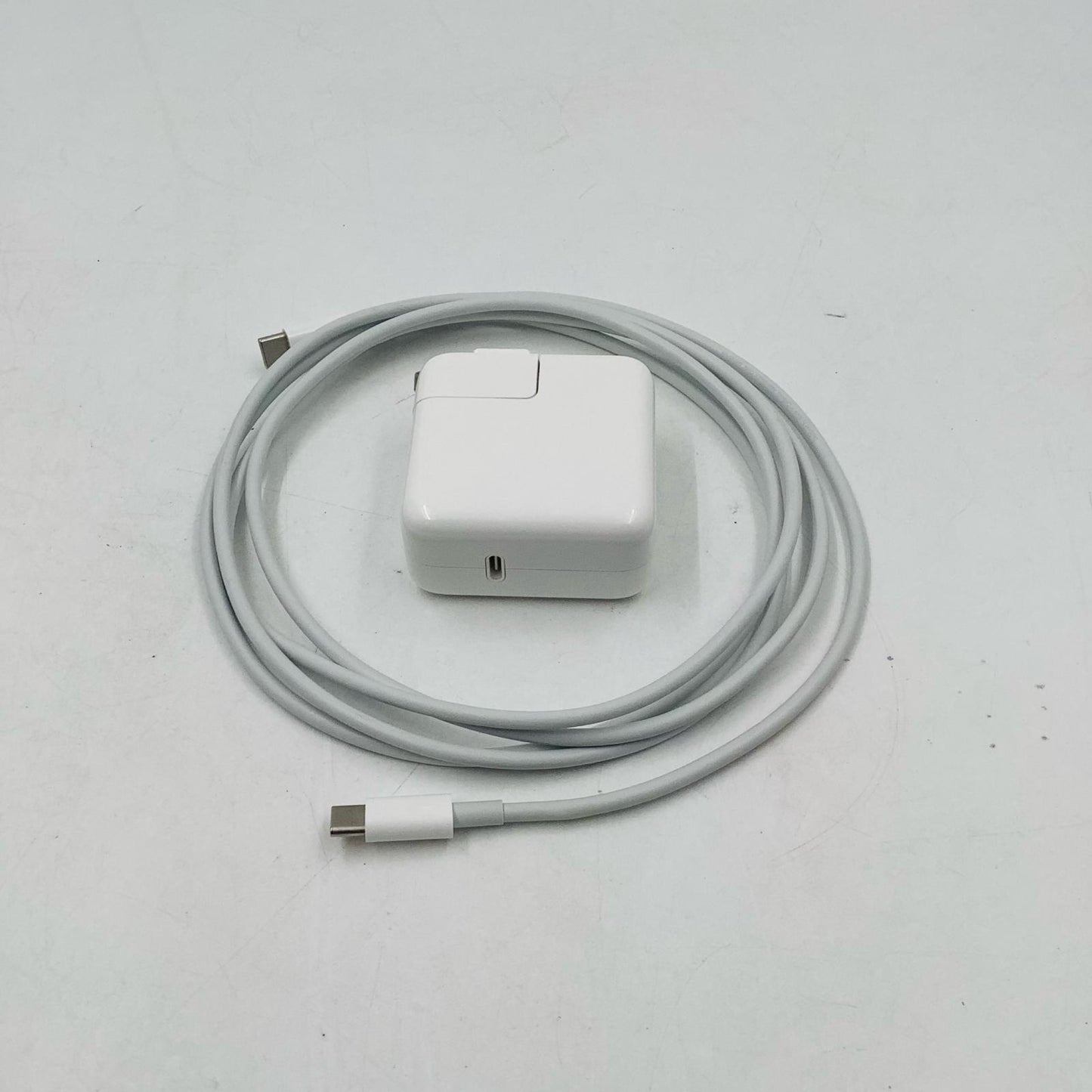 【全額返金保証】【最速発送】Apple MacBook Air Air 13.3インチ 2020 Apple M1 8GB 256GB シルバー 99% 美品 動作確認済