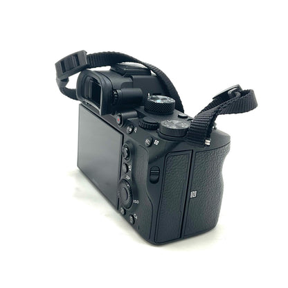 【全額返金保証】【最速発送】Sony デジタル一眼 α7 III ILCE-7M3 ボディ 美品 動作確認済