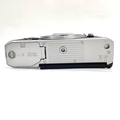 【全額返金保証】【最速発送】Nikon デジタル一眼 Z fc ボディ シルバー 動作確認済