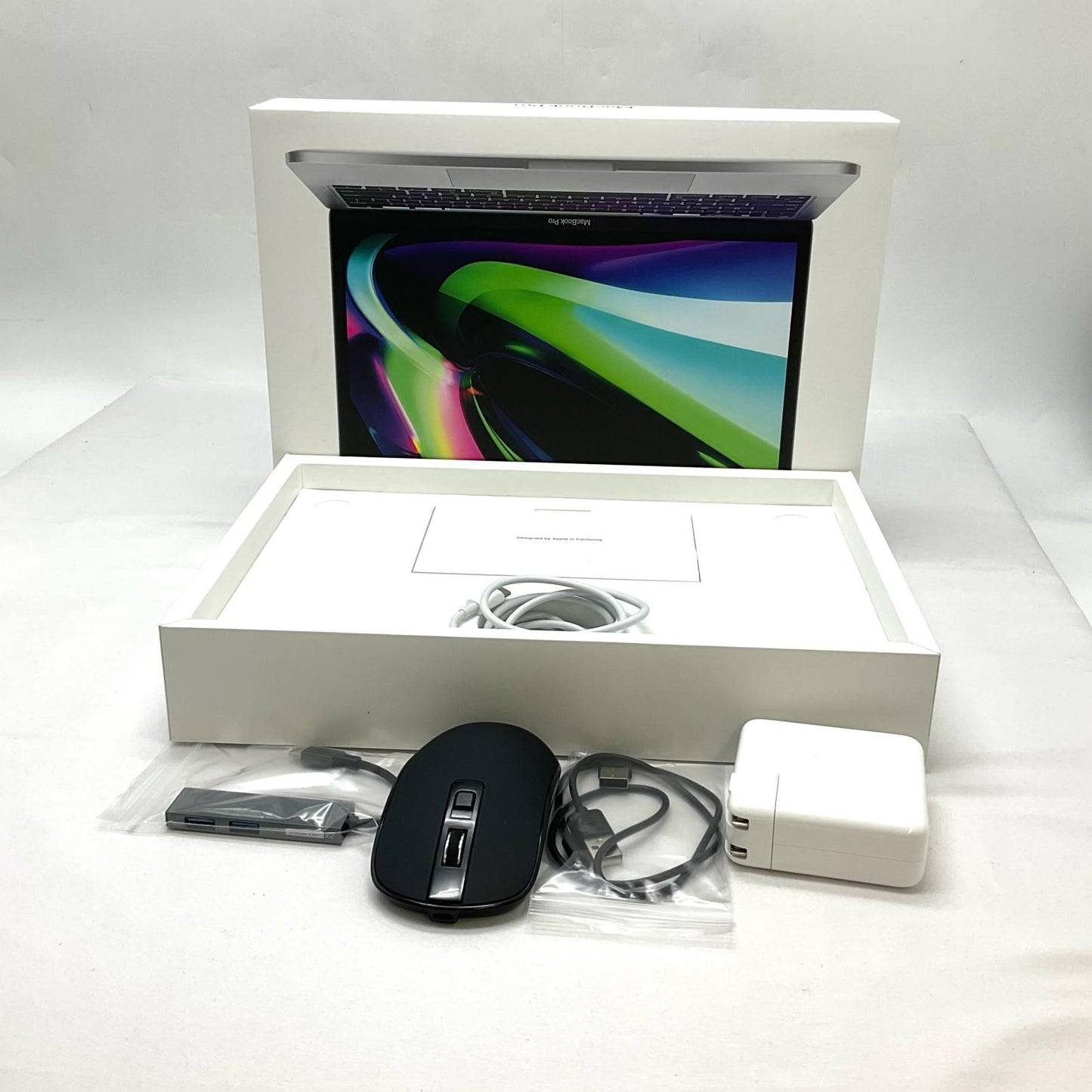 【全額返金保証】【最速発送】Apple MacBook Air 13インチ 2022 Apple M2 8GB 256GB スペースグレイ 100% 超美品 動作確認済