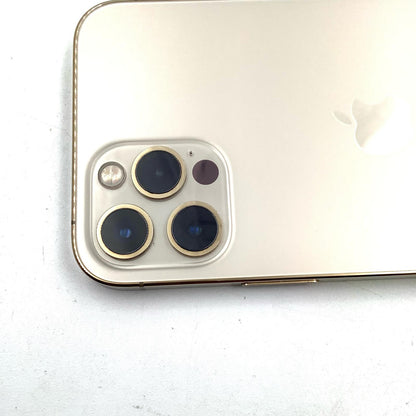 【全額返金保証】【最速発送】Apple iPhone iPhone 12 Pro 128GB ゴールド docomo 白ロム 動作確認済 77%