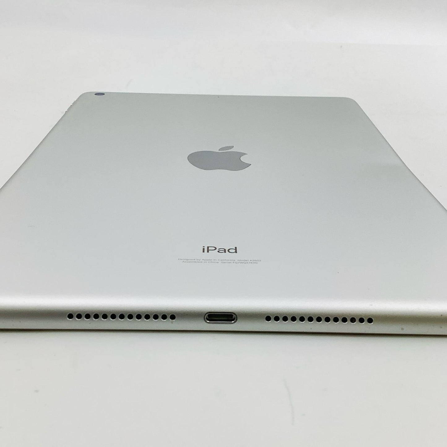 【最速発送】Apple iPad iPad 第9世代 64GB シルバー Wi-Fi【難有】