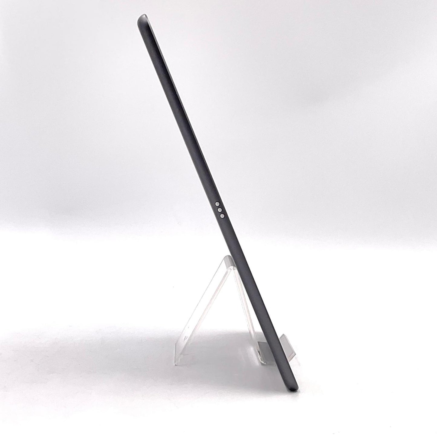 【全額返金保証】【最速発送】Apple iPad iPad 10.2インチ 第9世代 64GB スペースグレイ Wi-Fi 美品 動作確認済