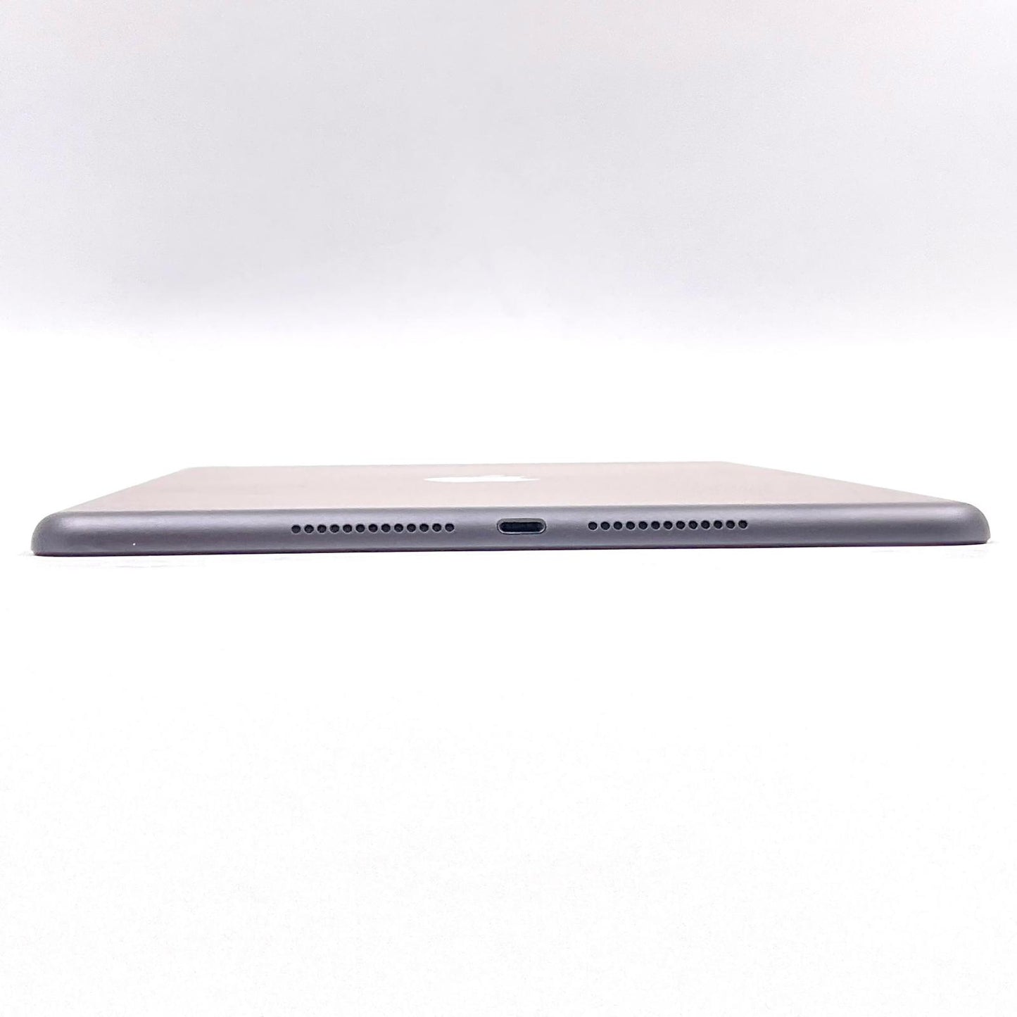 【全額返金保証】【最速発送】Apple iPad iPad 10.2インチ 第9世代 64GB スペースグレイ Wi-Fi 美品 動作確認済