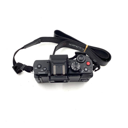 【全額返金保証】【最速発送】Panasonic デジタル一眼 LUMIX DC-G100 G VARIO 12-32mm F3.5-5.6 レンズキット 超美品 動作確認済