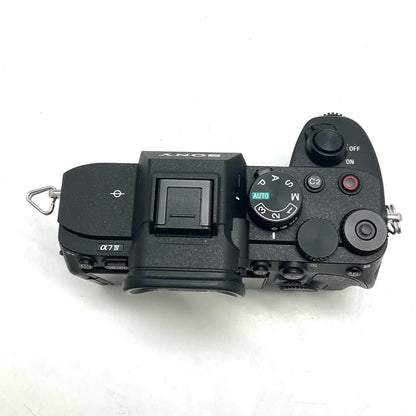 【全額返金保証】【最速発送】Sony デジタル一眼 α7 IV ボディ ILCE-7M4 美品 動作確認済