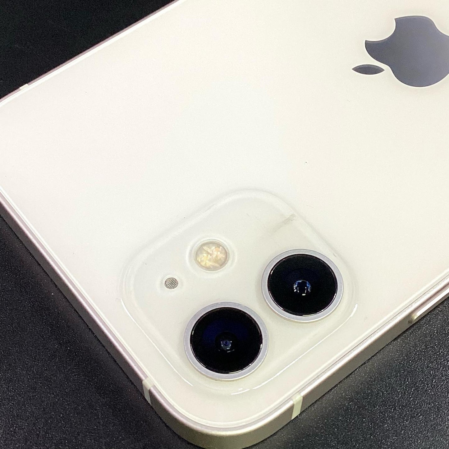 【全額返金保証】【最速発送】Apple iPhone iPhone 12 64GB ホワイト docomo 白ロム 動作確認済 80%
