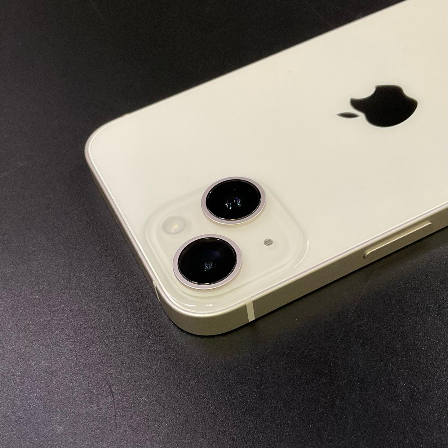 【全額返金保証】【最速発送】Apple iPhone iPhone 14 128GB スターライト au 超美品 動作確認済 100%