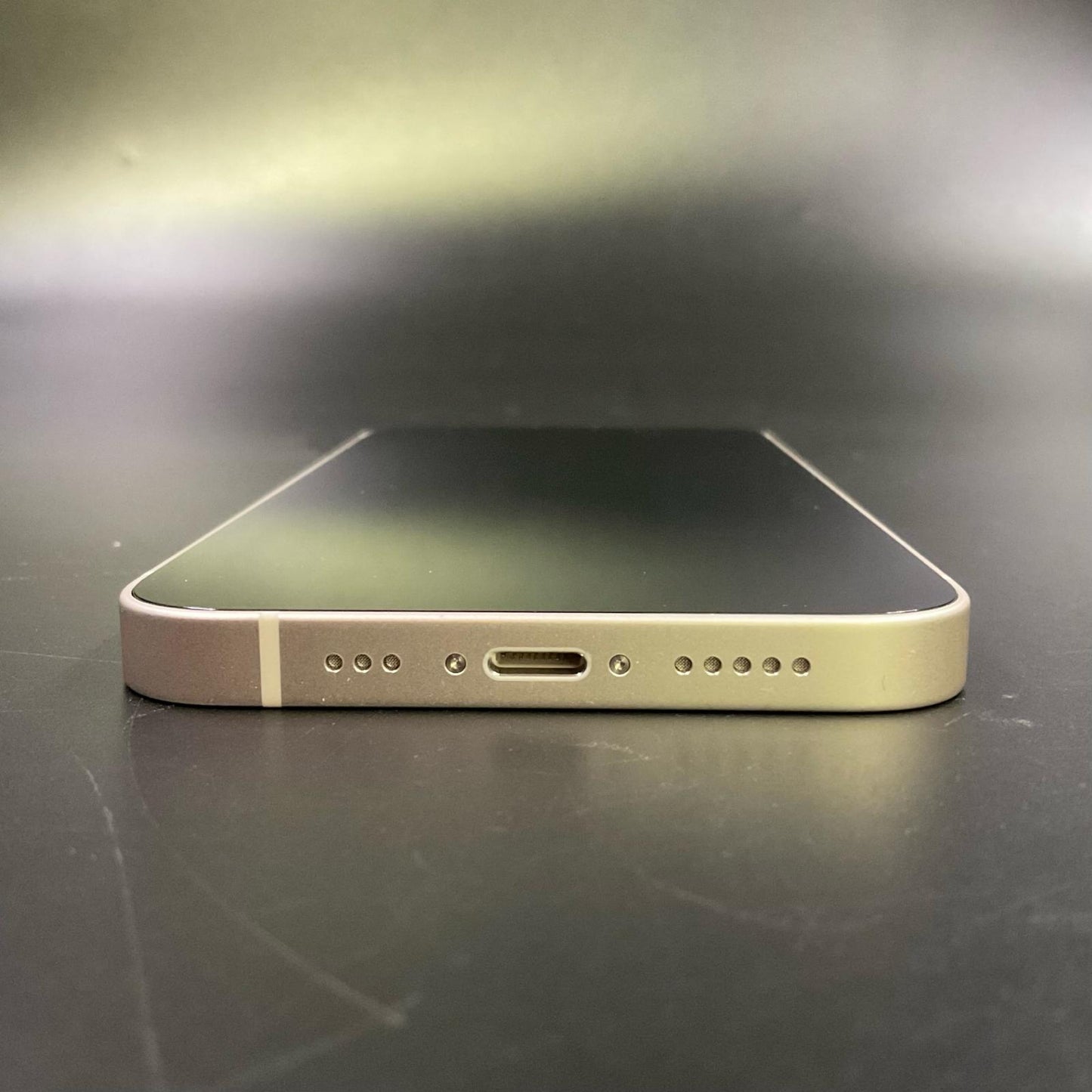 【全額返金保証】【最速発送】Apple iPhone iPhone 14 128GB スターライト au 超美品 動作確認済 100%