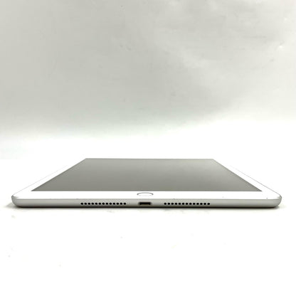 【全額返金保証】【最速発送】Apple iPad iPad 10.2インチ 第8世代 32GB シルバー WiFi+Cellular au 白ロム 動作確認済