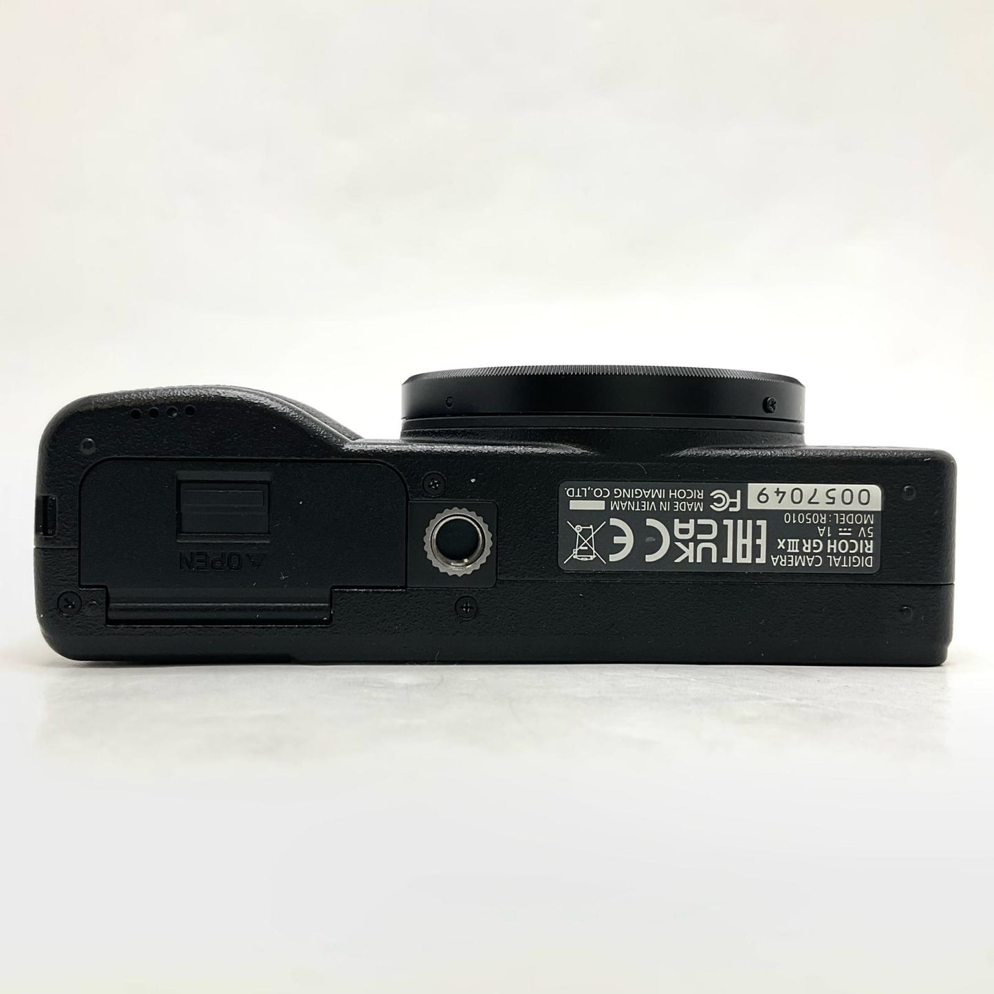 【全額返金保証】【最速発送】RICOH コンパクトデジタルカメラ GR IIIx 美品 動作確認済