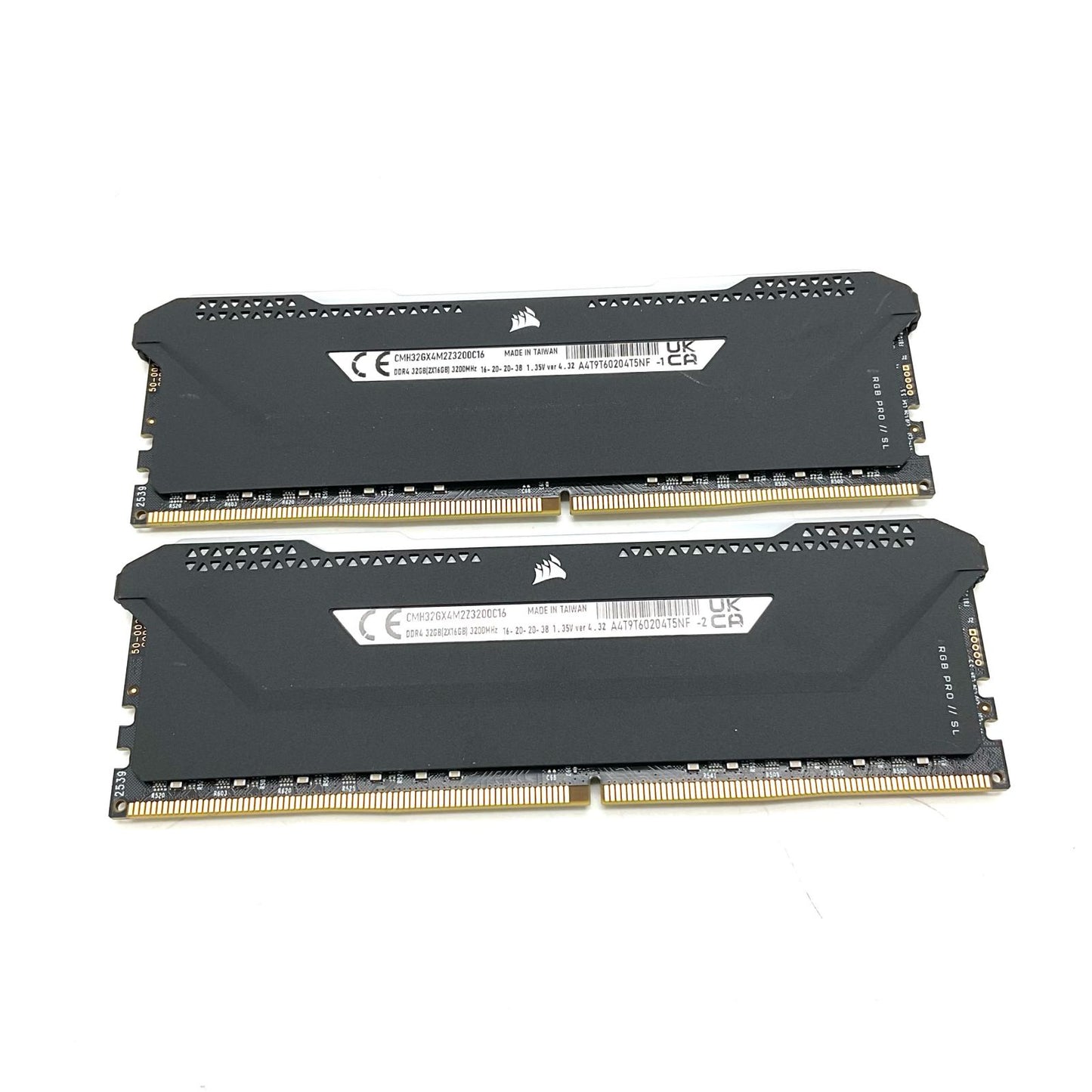 【全額返金保証】【最速発送】Corsair メモリ DDR4 PC4-25600 16GB 2枚組 合計32GB CMH32GX4M2Z3200C16 美品 動作確認済