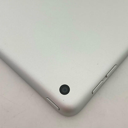 【全額返金保証】【最速発送】Apple iPad iPad 10.2インチ 第9世代 64GB シルバー Wi-Fi 動作確認済