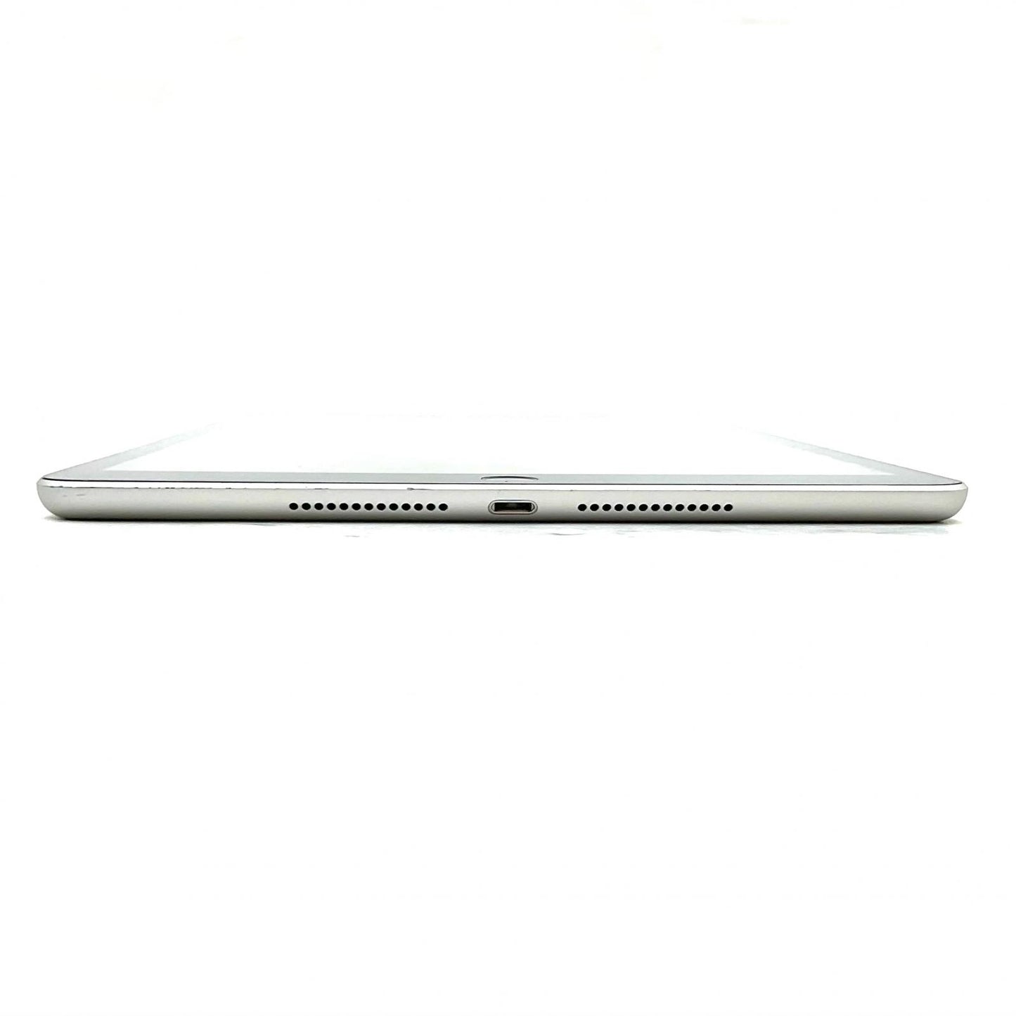 【全額返金保証】【最速発送】Apple iPad iPad 10.2インチ 第9世代 64GB シルバー Wi-Fi 動作確認済