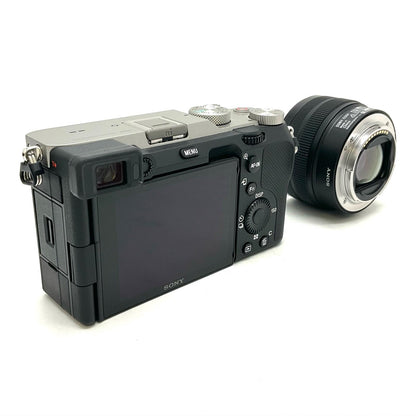 【全額返金保証】【最速発送】Sony デジタル一眼 α7C ILCE-7CL ズームレンズキット シルバー 美品 動作確認済