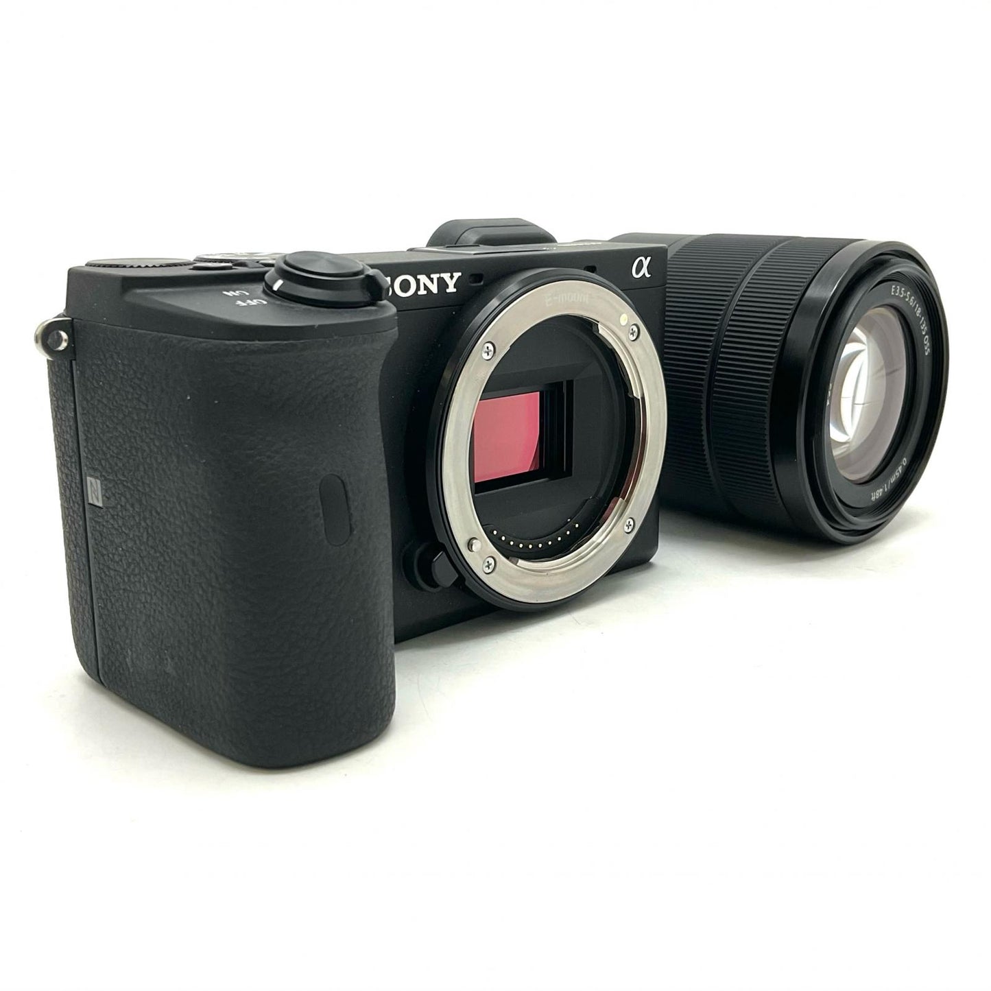 【全額返金保証】【最速発送】Sony デジタル一眼 α6600 ILCE-6600M 高倍率ズームレンズキット ブラック 美品 動作確認済