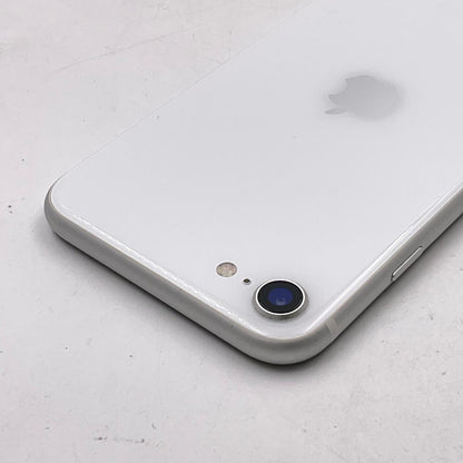 【全額返金保証】【最速発送】Apple iPhone iPhone SE（第2世代） 64GB ホワイト docomo SIMフリー 白ロム 動作確認済 76%
