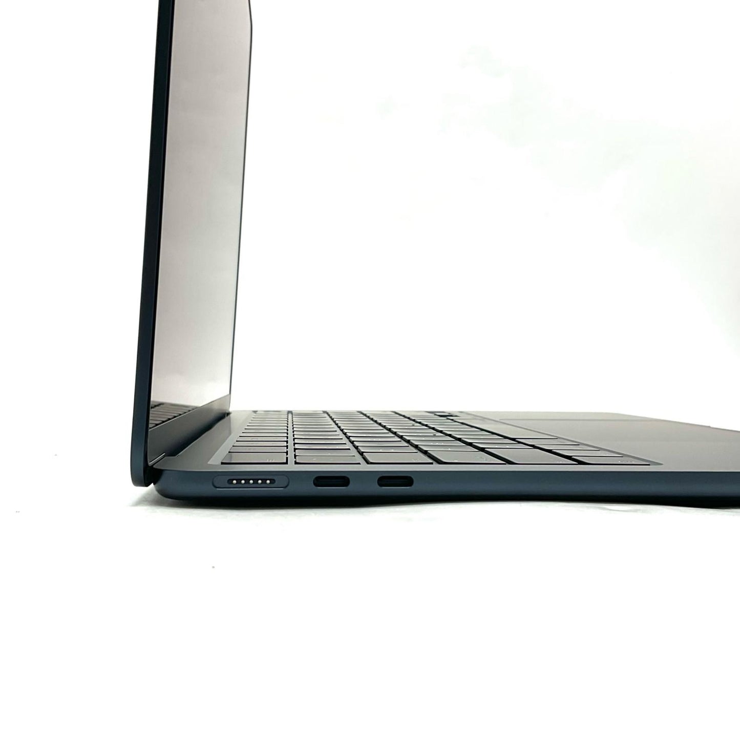 【全額返金保証】【最速発送】Apple MacBook Air 13.6インチ 2024 Apple M3 16GB 256GB ミッドナイト 100% 美品 動作確認済