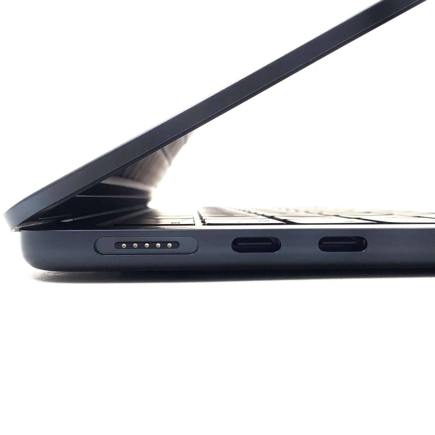 【全額返金保証】【最速発送】Apple MacBook Air 13.6インチ 2025 Apple M4 16GB 512GB ミッドナイト 100% 美品 動作確認済