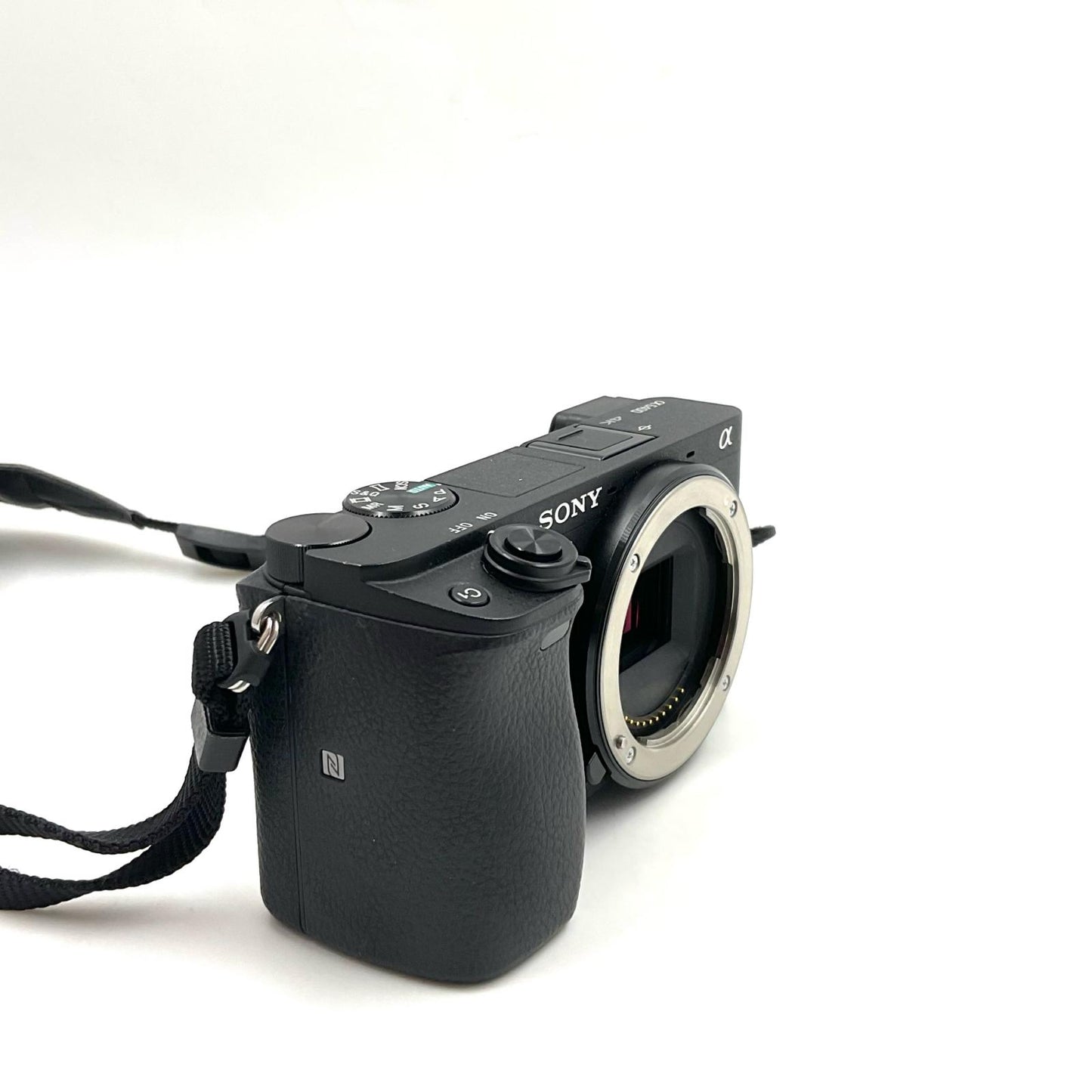 【全額返金保証】【最速発送】Sony デジタル一眼 α6400 ILCE-6400 ボディ ブラック 美品 動作確認済