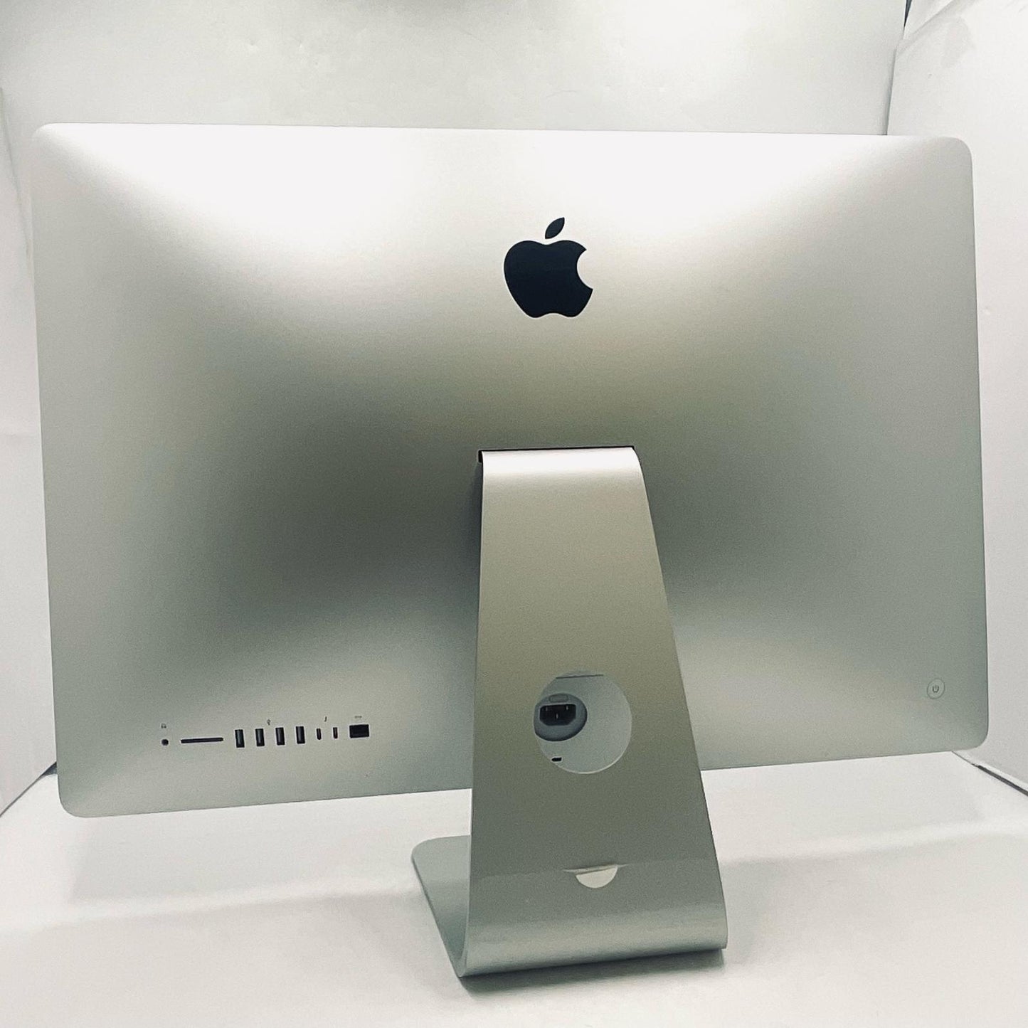 【全額返金保証】【最速発送】Apple iMac 27インチ 8コア intel core i7 40GB SSD 512GB シルバー 美品 動作確認済