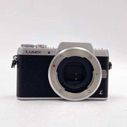 【全額返金保証】【最速発送】Panasonic デジタル一眼 LUMIX DMC-GF7 [シルバー] 動作確認済