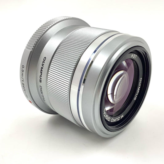 【全額返金保証】【最速発送】OLYMPUS M.ZUIKO DIGITAL 45mm F1.8 [シルバー] 美品 動作確認済