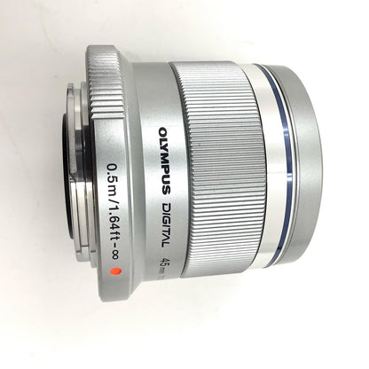 【全額返金保証】【最速発送】OLYMPUS M.ZUIKO DIGITAL 45mm F1.8 [シルバー] 美品 動作確認済