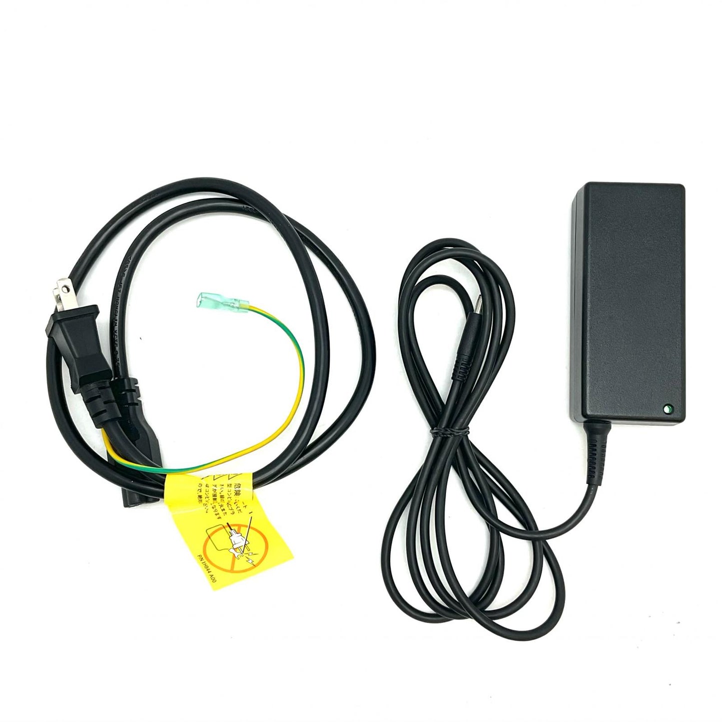 【最速発送】DELL Inspiron P112F001 i7-1165G7 8GB SSD 512GB 68.5%【難有】