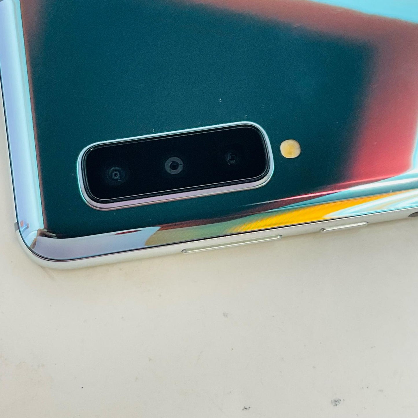 【全額返金保証】【最速発送】SAMSUNG Galaxy Fold 5G 512GB スペースシルバー SIMフリー SM-F907N 白ロム 美品 動作確認済