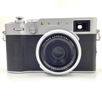 【全額返金保証】【最速発送】FUJIFILM コンパクトデジタルカメラ X100VI シルバー 美品 動作確認済