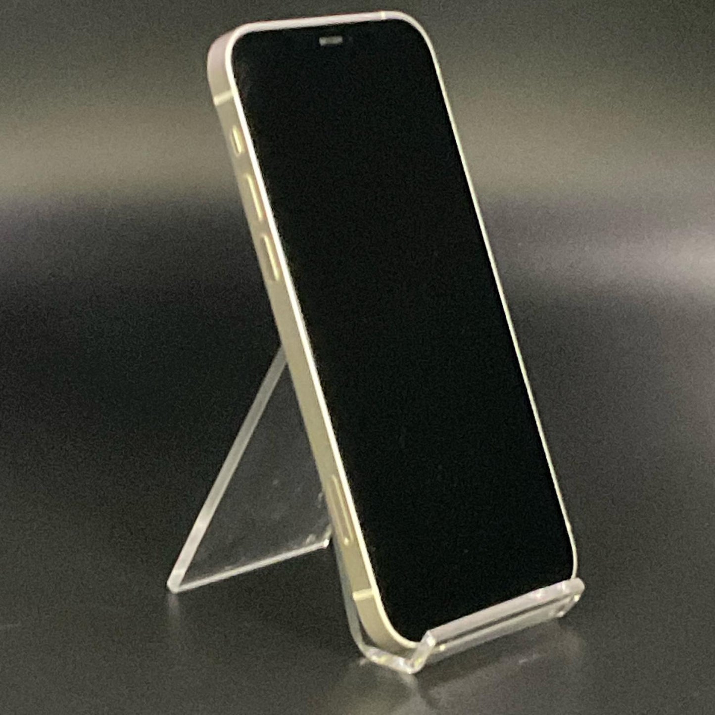 【全額返金保証】【最速発送】Apple iPhone iPhone 12 64GB ホワイト docomo 白ロム 動作確認済 70%