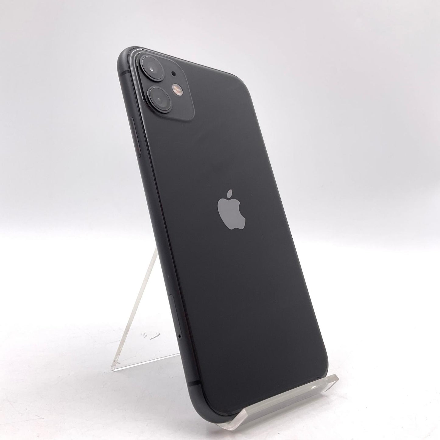 【全額返金保証】【最速発送】Apple iPhone iPhone 11 64GB ブラック docomo 白ロム 動作確認済 73%