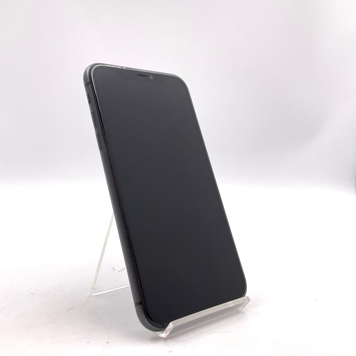 【全額返金保証】【最速発送】Apple iPhone iPhone 11 64GB ブラック docomo 白ロム 動作確認済 73%