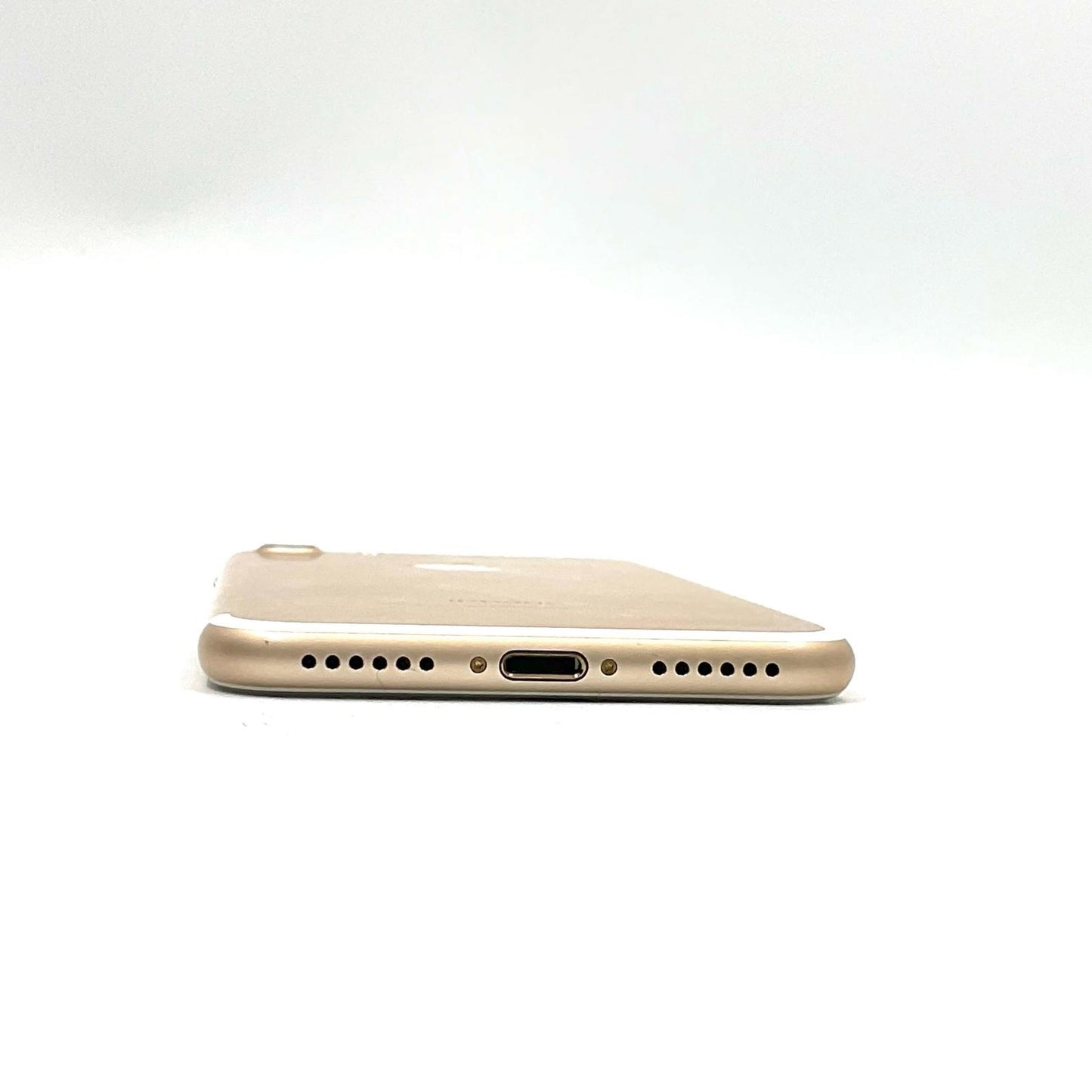 【全額返金保証】【最速発送】Apple iPhone iPhone 7 32GB ゴールド docomo 白ロム 動作確認済 78%
