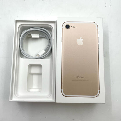 【全額返金保証】【最速発送】Apple iPhone iPhone 7 32GB ゴールド docomo 白ロム 動作確認済 78%