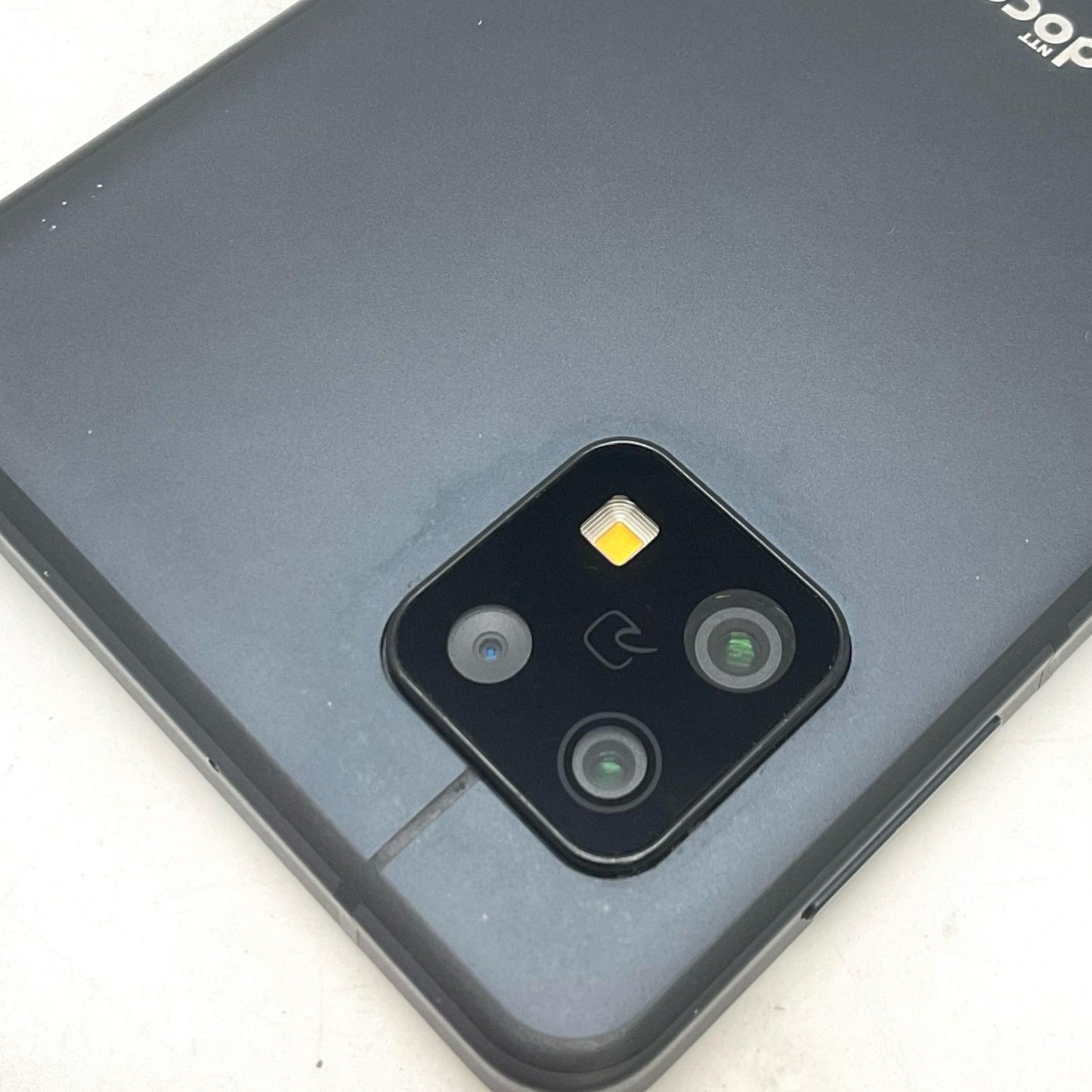 【全額返金保証】【最速発送】SHARP AQUOS sense6 64GB ブラック docomo SIMフリー SH-54B 白ロム 動作確認済
