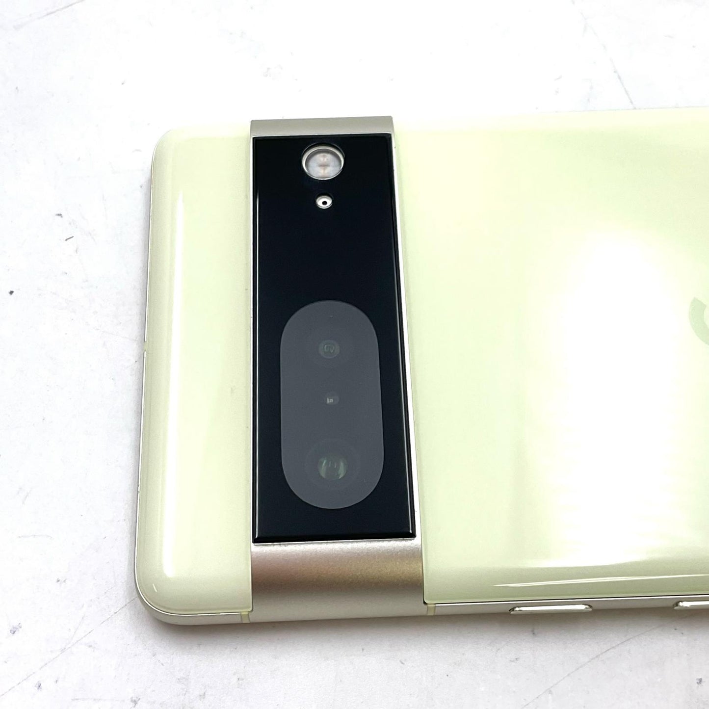 【最速発送】Google Pixel 7 128GB Lemongrass au G03Z5【難有】