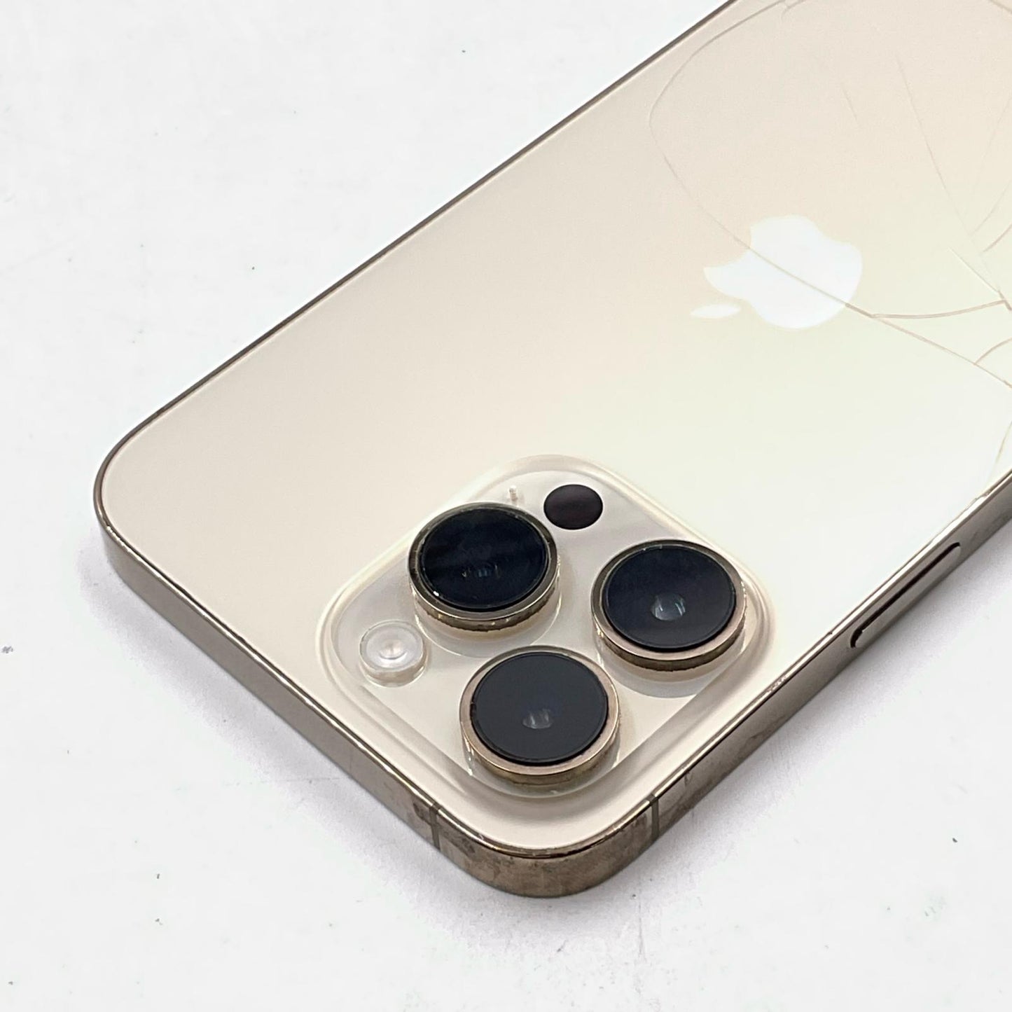 【最速発送】Apple iPhone iPhone 14 Pro Max 128GB Gold au SIMフリー 白ロム【難有】 83%
