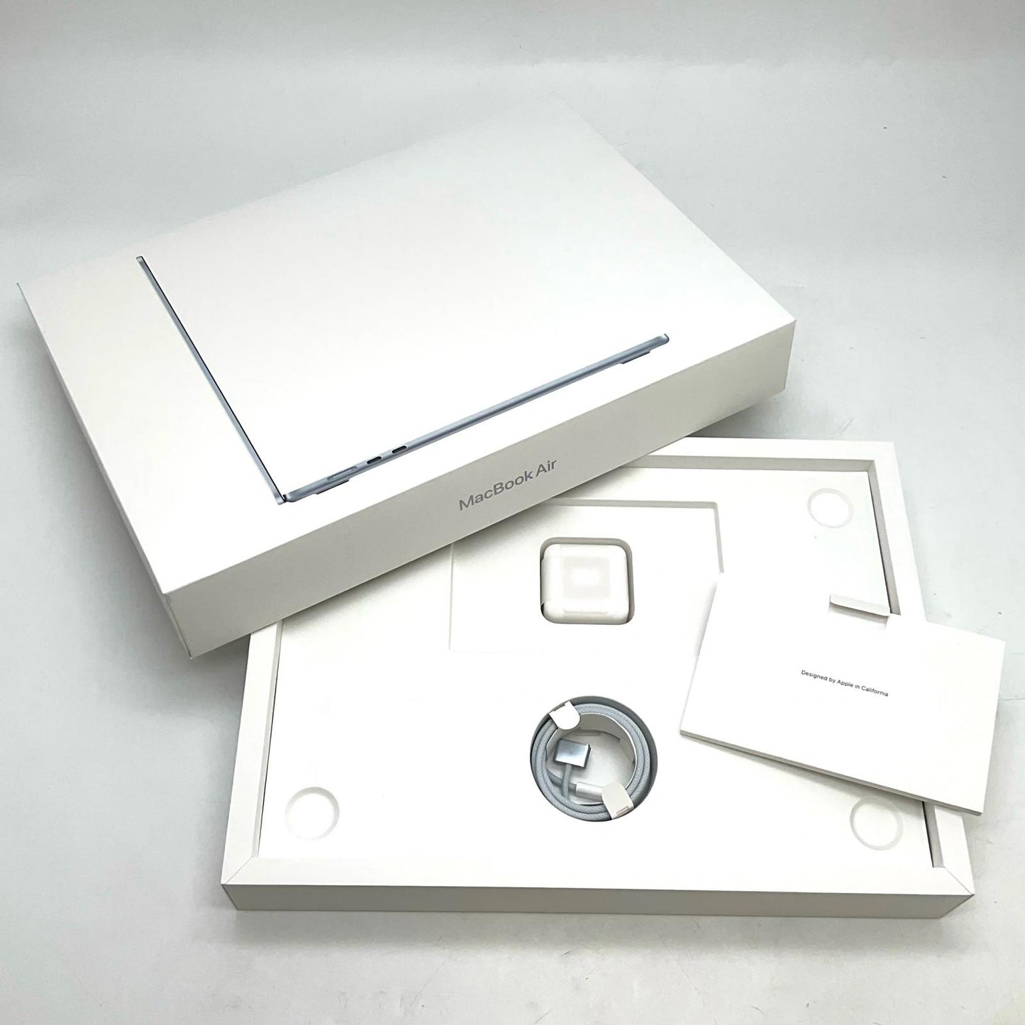 【全額返金保証】【最速発送】Apple MacBook Air 15インチ 2025 Apple M4 32GB 1TB スカイブルー 100% 超美品 動作確認済