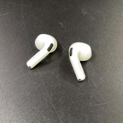 【全額返金保証】【最速発送】Apple AirPods 4 (ANC) 美品 動作確認済