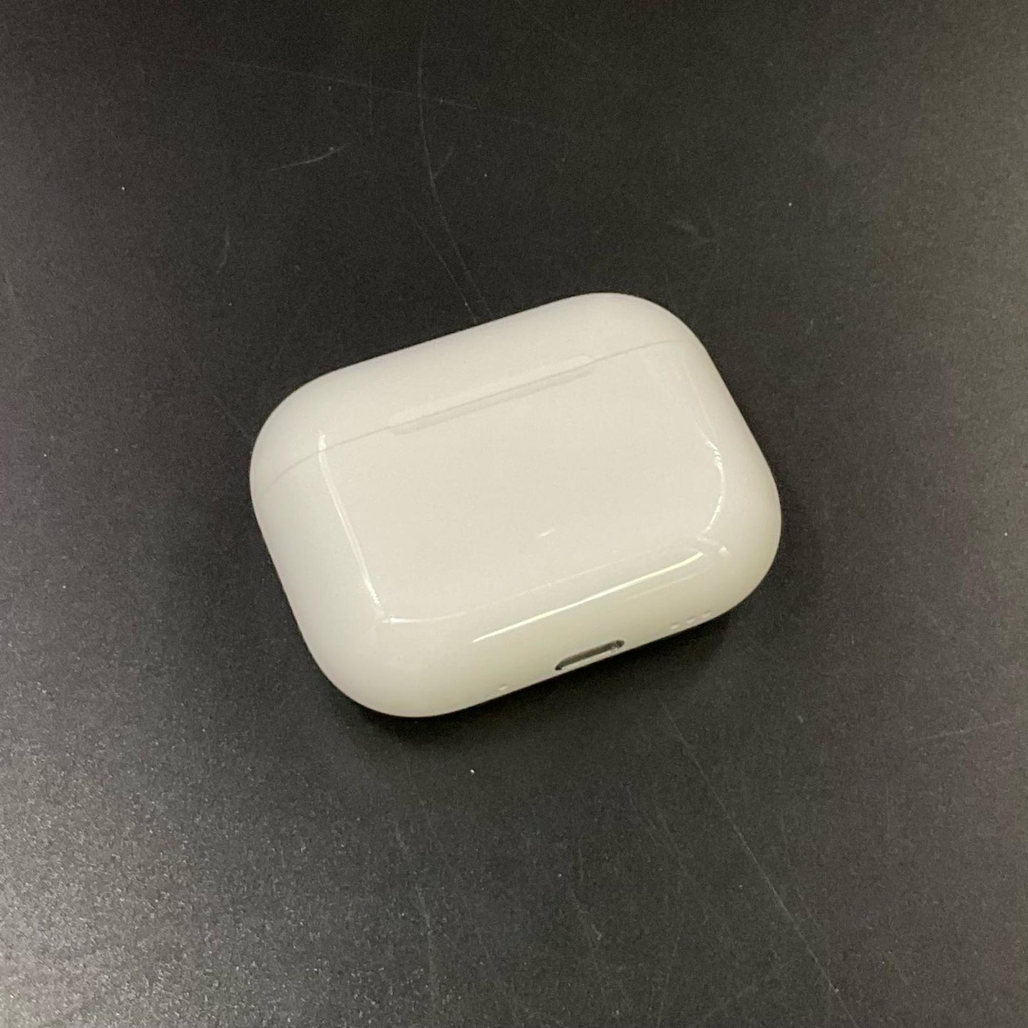 【全額返金保証】【最速発送】Apple AirPods Pro 3 美品 動作確認済