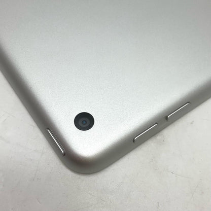 【全額返金保証】【最速発送】Apple iPad iPad 10.2インチ 第9世代 64GB シルバー Wi-Fi 美品 動作確認済