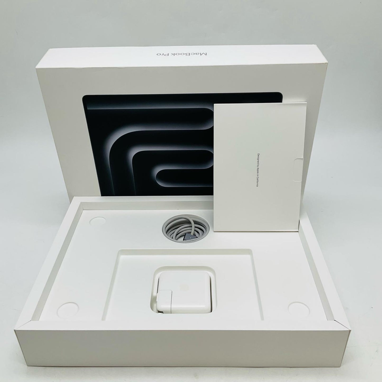 【全額返金保証】【最速発送】Apple MacBook Pro 14.2インチ 2023 Apple M3 16GB 512GB スペースグレイ 94.2% 美品 動作確認済