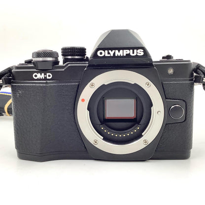 【全額返金保証】【最速発送】OLYMPUS デジタル一眼 OM-D E-M10 Mark II ボディ ブラック 動作確認済