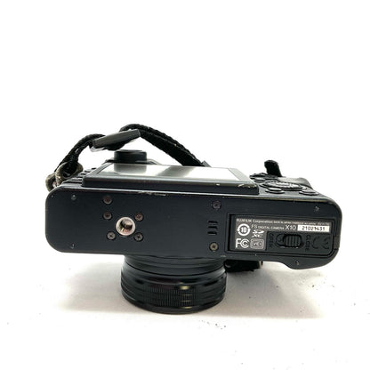 【全額返金保証】【最速発送】FUJIFILM コンパクトデジタルカメラ X10 動作確認済